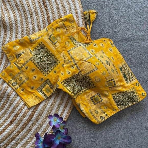 MULTI COLOR BLOUSE - Picture 15 of 16